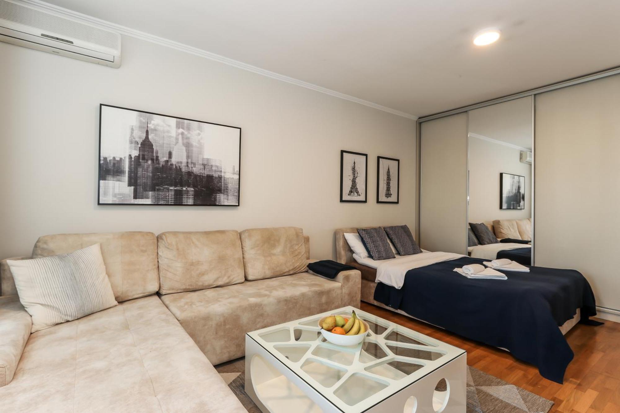New Belgrade Apartments, Parking 5 Eur Per Day Exterior foto