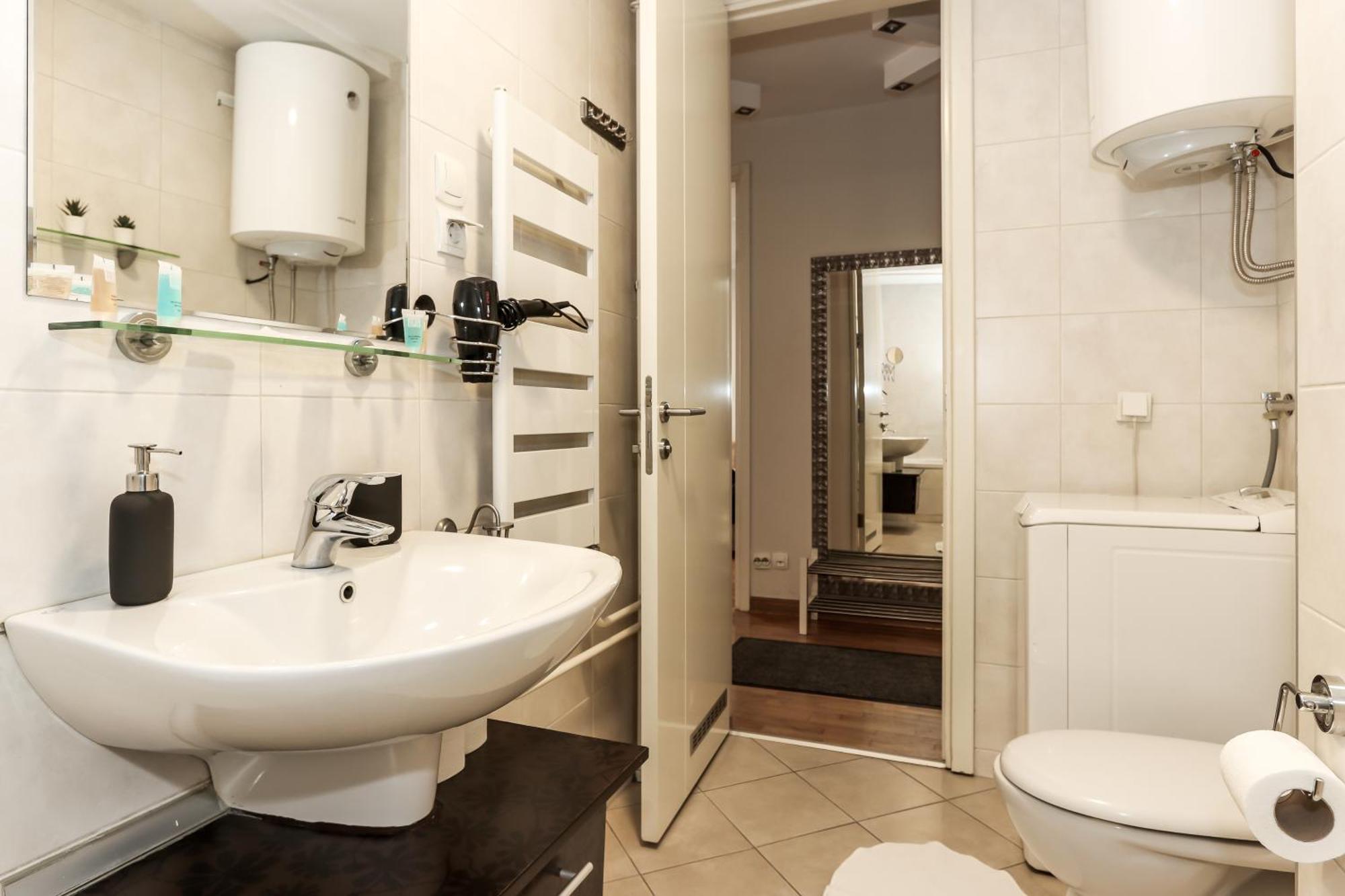 New Belgrade Apartments, Parking 5 Eur Per Day Exterior foto