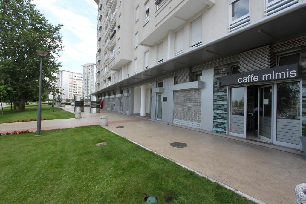 New Belgrade Apartments, Parking 5 Eur Per Day Habitación foto